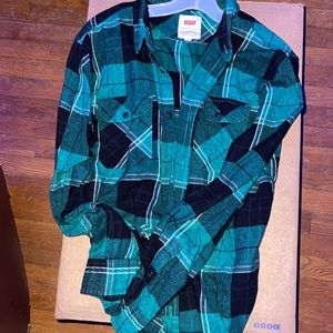 Levi button up shirt